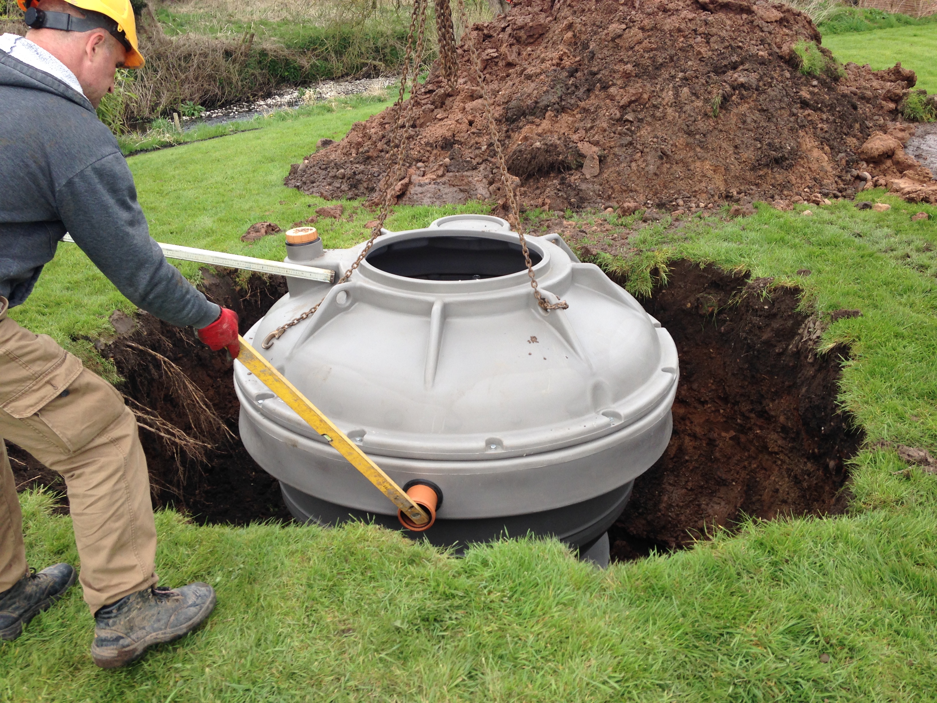 Installation of the Rewatec sewage treatment plant ASP