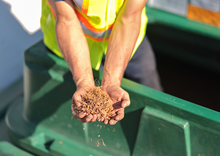 Filtre à noix de coco de Premier Tech Eau et Environnement pour l'installation septique Ecoflo.