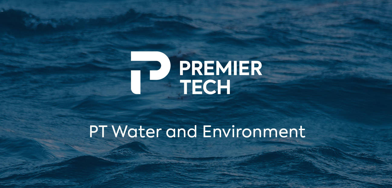 Logo Premier Tech Water and Environment superposé sur une image d'eau bleue.