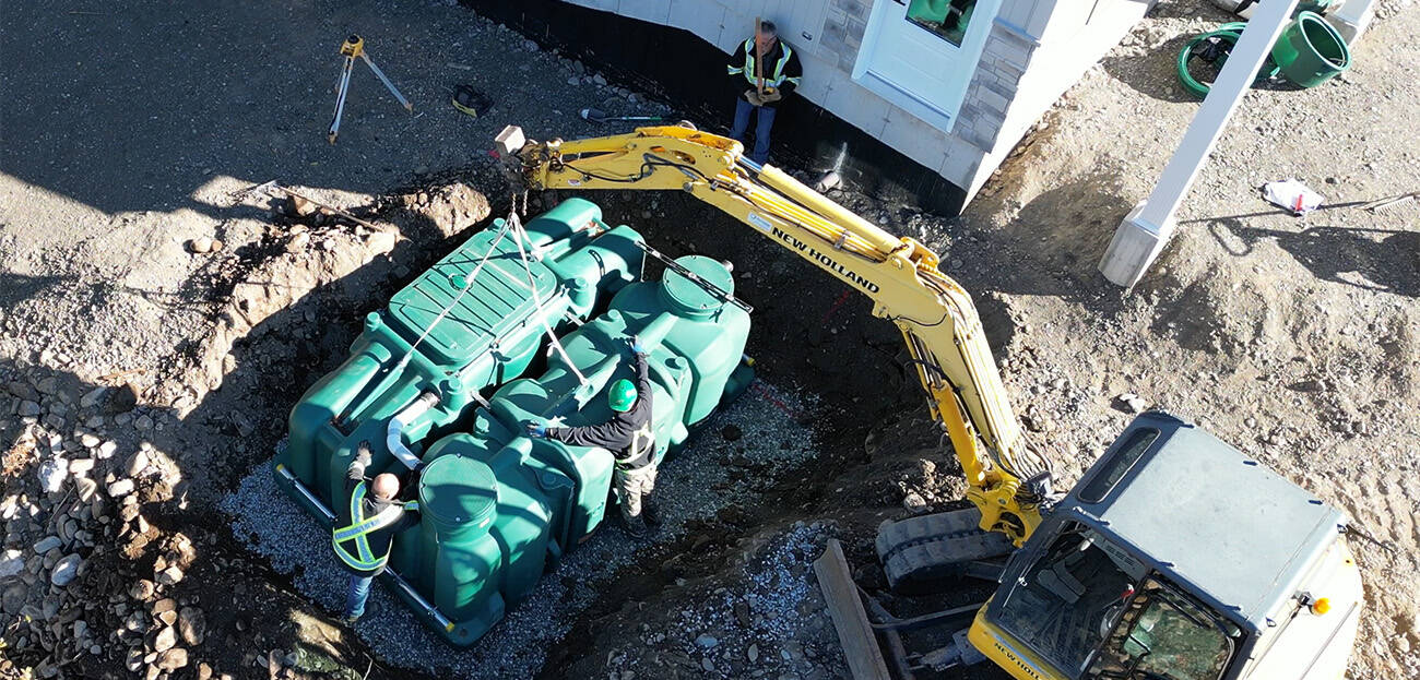 Installation du modèle Pack du biofiltre Ecoflo sur un site résidentiel au Québec.