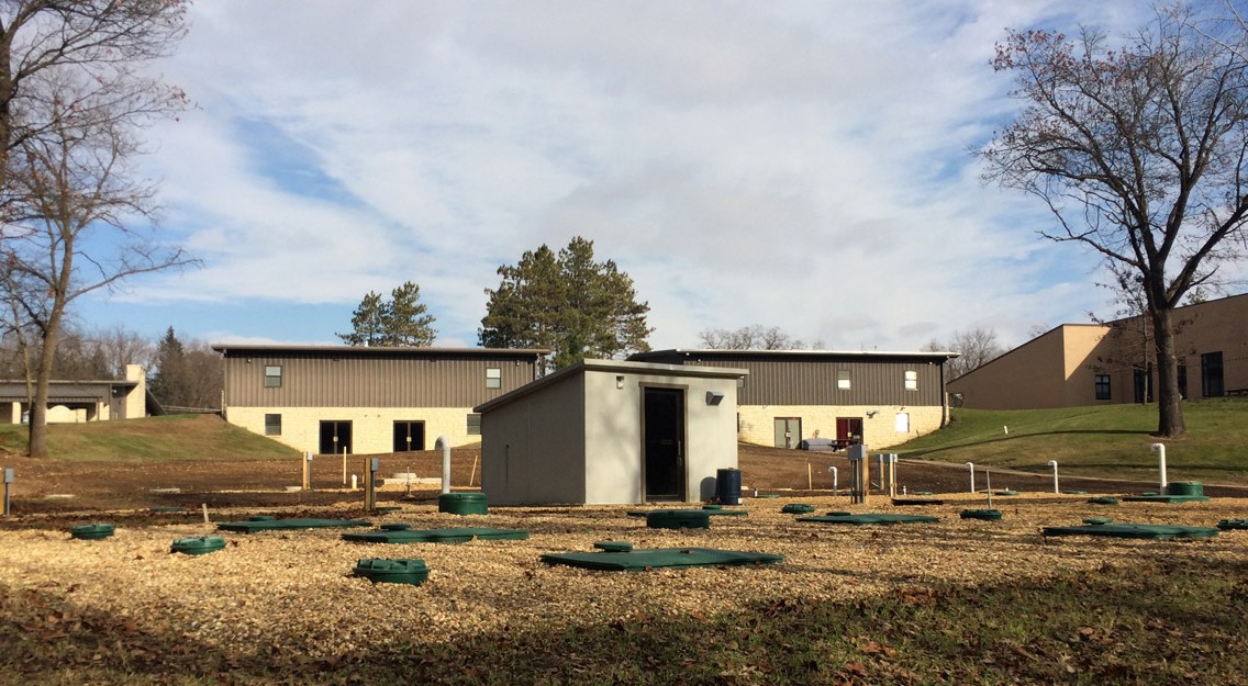 Installation septique décentralisée pour le Camp Courageous en Iowa.