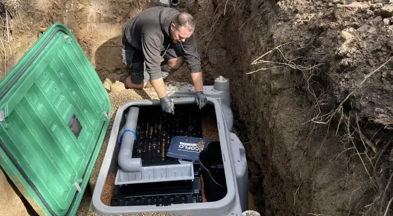 Installation du biofiltre Ecoflo en France.