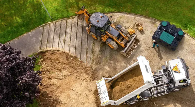 Installation d'un système d'assainissement non collectif Eparco en France.