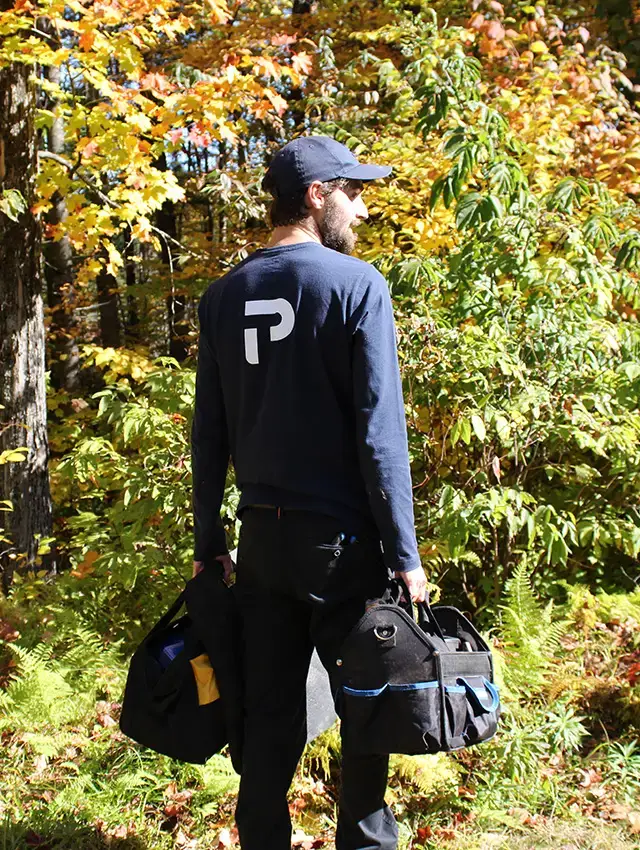 Technicien de service de Premier Tech Eau et Environnement.